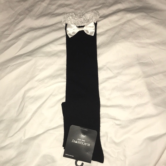 Blackheart Accessories - Blackheart Knee-high lace socks